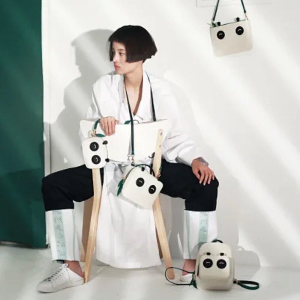 Songmont Leather Panda Small Crossbody Bag Animal Vintage Unique Black White - Picture 4 of 15